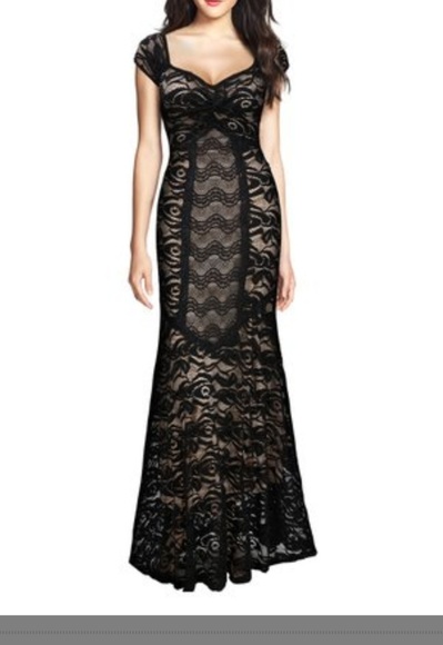 Knitee Dresses & Skirts - Knitee Black Lace Maxi Dress